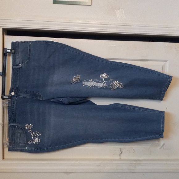 Denim Ladies Jeans with a Sparkle Rhinestone Patches - Picture 1 of 3